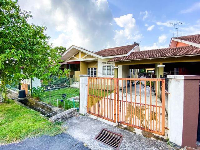 1-STOREY, SEMI-D CLUSTER TAMAN BANTING BARU, Banting 1