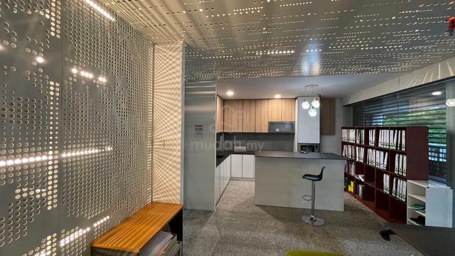 IOI Business Park Office 1st Floor Facing Main Road Renovated LRT 1