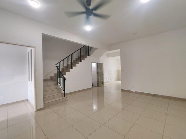 Kulai 2 Tingkat Terrace House For Rent / St Marco / Mutiara Hijau 1