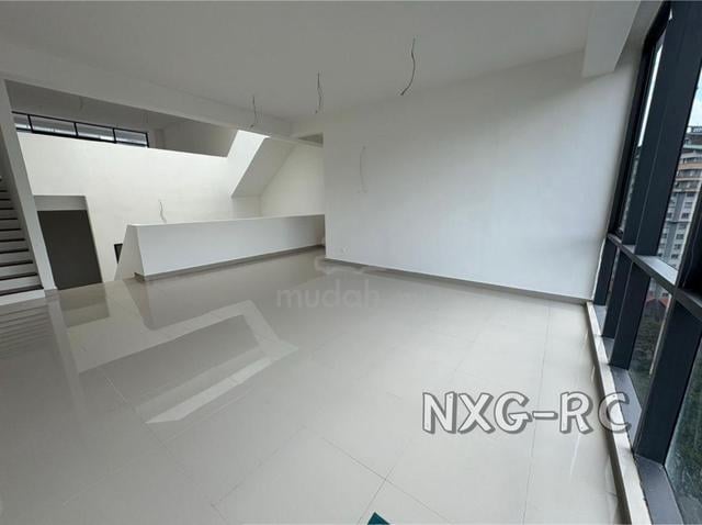 Below Market Brand New 4sty Villa Empire Residence Damansara Perdana 1