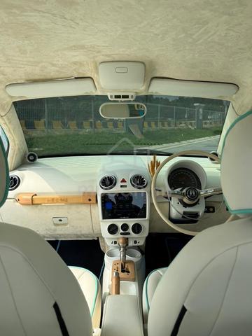 2010 Volkswagen BEETLE 1.6 (A) - 5
