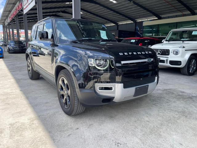 2023 Land Rover DEFENDER 2.0 110XS P300 (A) - 4