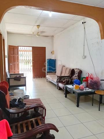 Kenyalang Park - Near Spring, Swinburne - Single Storey Terrace House 1
