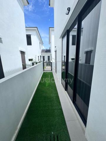 Eco Horizon Camdon – 2 Storey Garden Unit, Fully Furnished for Rent 1
