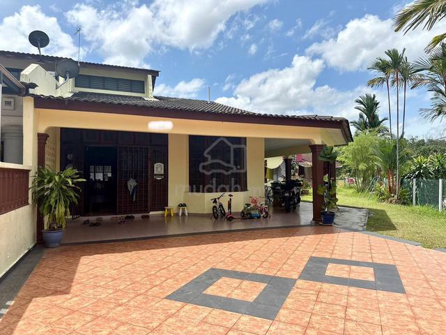 TAMAN RINTING-Jalan Cendana Single Storey|Corner Lot w Land|Below MV! 1