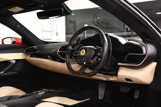 2022 Ferrari 296 3.0 GTB (A) UK Specs - 3