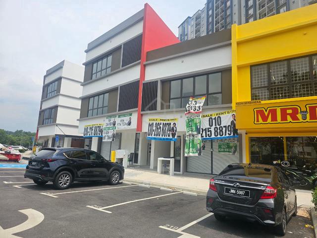 [Sewa] Ground Flr 22x70 Shop Laman Idaman Bukit Jelutong U8 Shah Alam 1