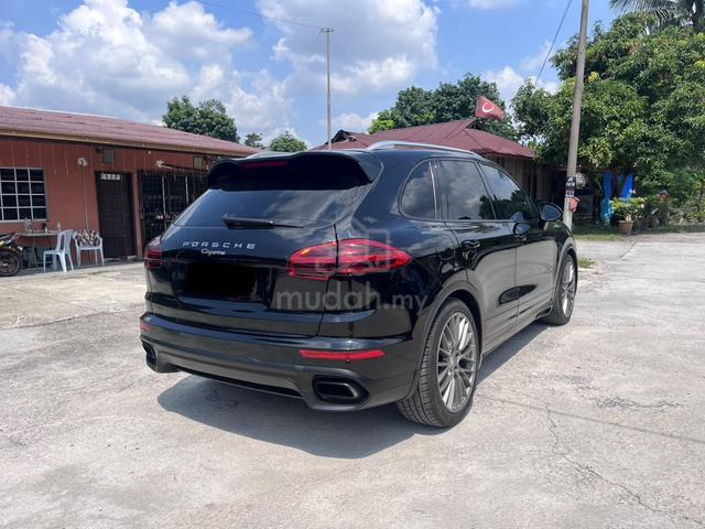 2010 Porsche CAYENNE 3.0 DIESEL (LOAN KEDAI) - 4