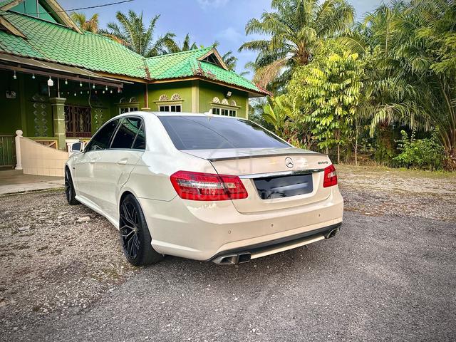 2011 Mercedes Benz E-CLASS 1.8 200 CGI BLUEEFCY - 5