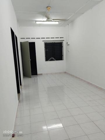 【 Single Storey 】 Jalan Pertanian @ Taman Universiti Skudai For Rent 1