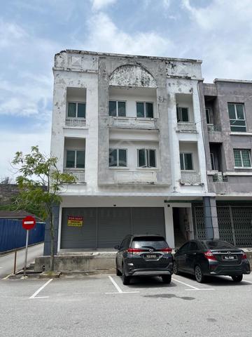 Shoplot End-Lot Basic Unit 1