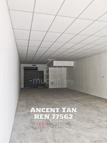 FOR RENT|Single Storey Shop Lot Banyan Avenue 1