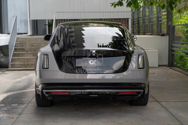 Rolls Royce Spectre Tempest Grey 2024 Imported New - 5