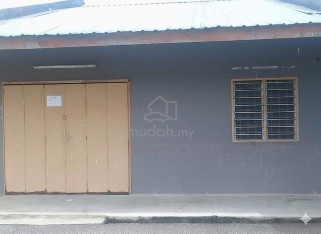 Shoplot in Jus Perdana for rent 1