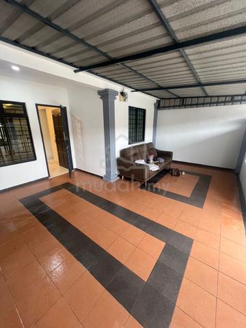 Renovated Taman Universiti Skudai 3 Bed Near UTM 1