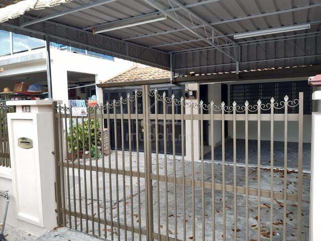 Double storey foreigner workers 1