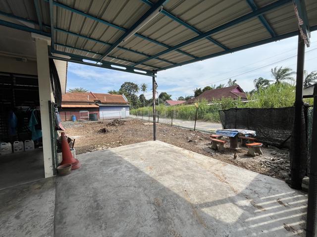 Tanah corner lot telok panglima garang 1