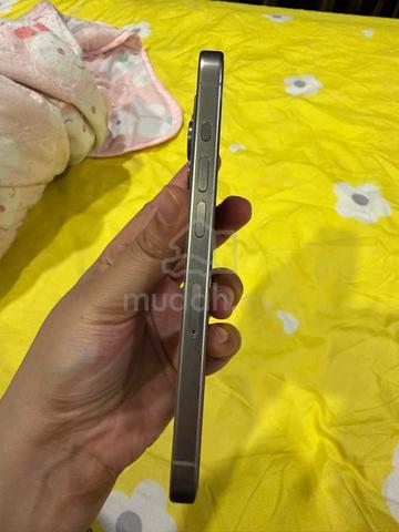 Iphone 15pro (silver) - photo 6 of 6