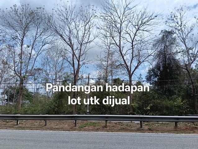 Tanah tepi Highway Changlun- Bkt Kayu Hitam, Kedah 1