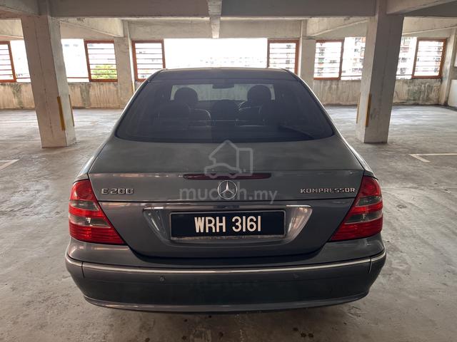 Mercedes Benz E200K 1.8 2002/06 - 4