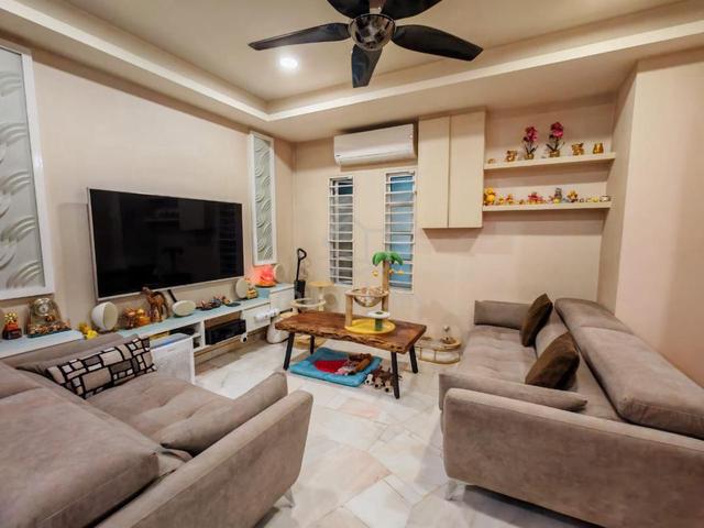 EXTENDED & RENOVATED, 2 Storey Intermediate, USJ 3D, 1