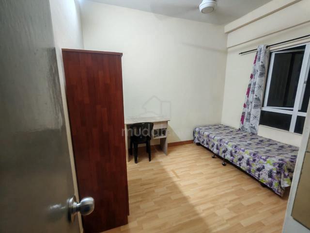 Small room for rent @ Cova suites 1
