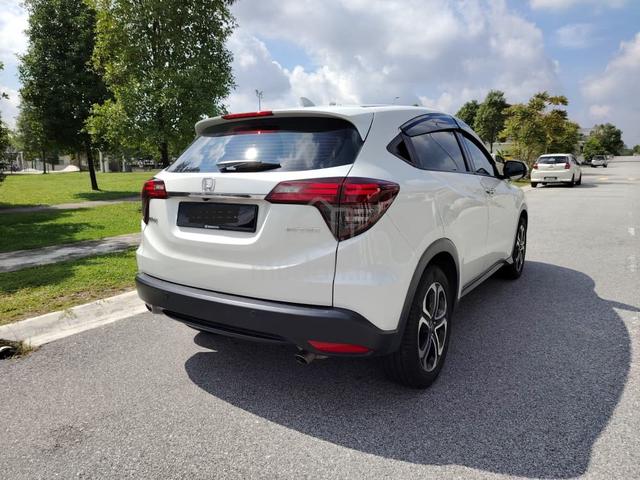 2021 Honda HR-V 1.8 V (A) - 4