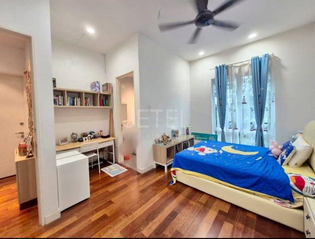 Fully Renovated D'laman Greenville Klang 2 Sty Semi D House for Sale 1