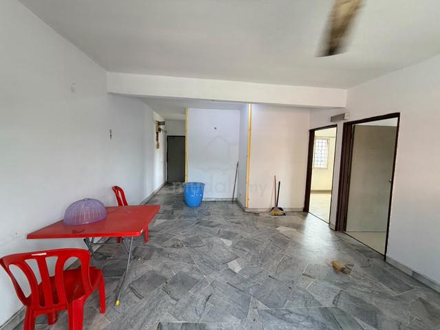 Rajawali Aparment (Bandar Country Homes) 1