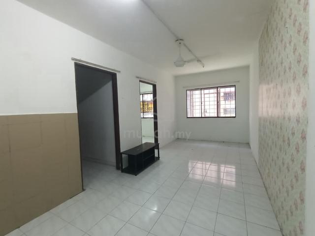 Apartment Lestari (Damansara Damai) 1