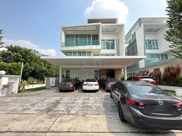 END LOT 3.5 Storey Bungalow Aspen Garden Residence Cyberjaya 1