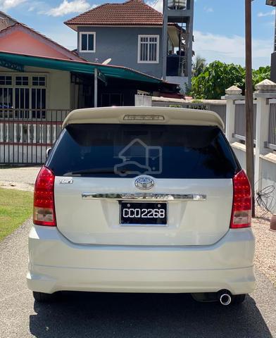 2005 Toyota WISH 1.8 TYPE S (A) - 4