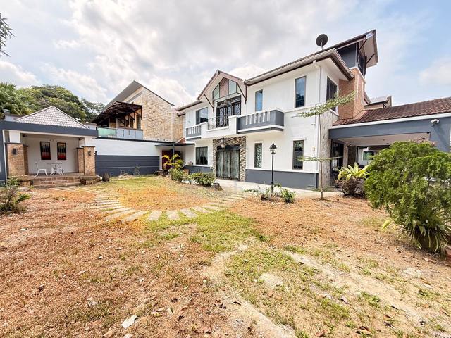 Mount Austin Link Bungalow House Rent Johor Bahru 1