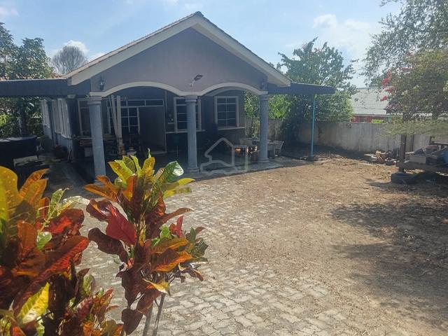 Rumah Sewa lot banglo di Bandar Baharu 1