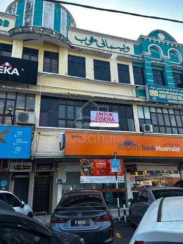 Tingkat Satu untuk disewa segera 1