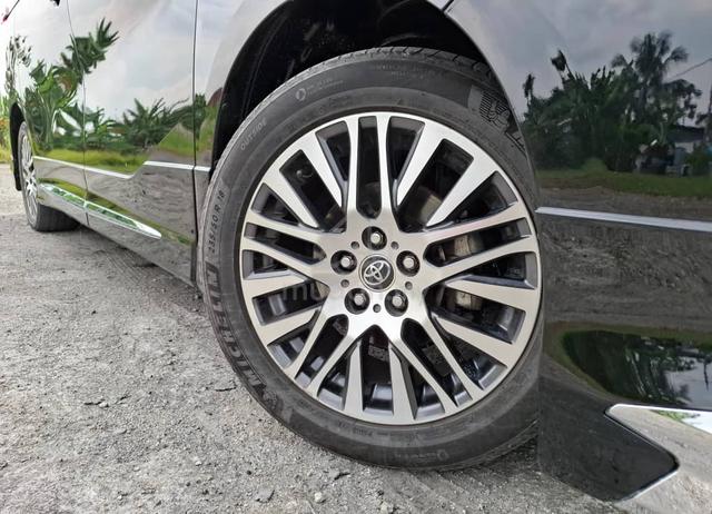 2017 Toyota ALPHARD 2.5 SC (A) loan kedai - 4