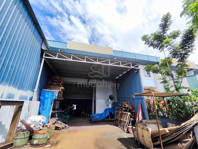 Jalan Mutiara Emas @ Mount Austin 1.5 Storey Factory For Rent 3