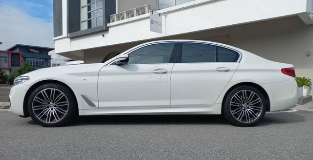 2020 2021 Bmw 530i 2.0 (A) M-SPORT TURBO 72K KM - 2