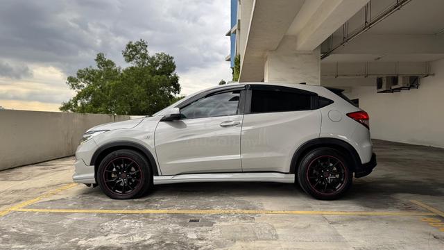 2018 Honda HR-V 1.8 Enhance NARDO GREY DirectOwner - 3