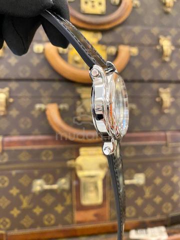 Carousel Image