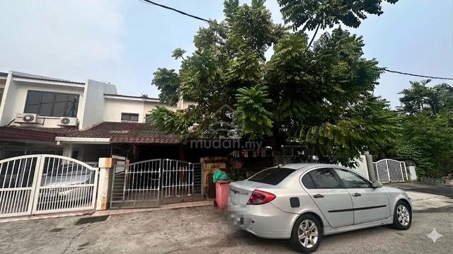 BELOW MARKET Double Storey Taman Kinraea Seksyen 2 Puchong 1