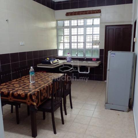 Bilik sewa perempuan manjung point seksyen 3 4
