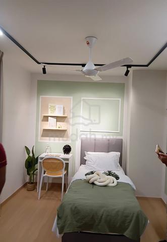 Fully Furnished KL Bandar Tasik Selatan Premium Room For Rent 1