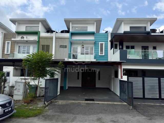 FULLY RENOVATED & EXTENDED 2 Storey Clover Homes, Taman Semanggi 1