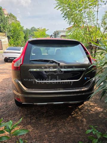 2015 Volvo XC60 2.0 T5 DRIVE E FACELIFT (A) - 4