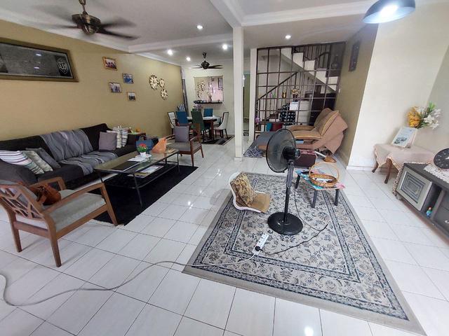 SPACIOUS RENOVATED Double Storey House Taman Sri Andalas Klang 1