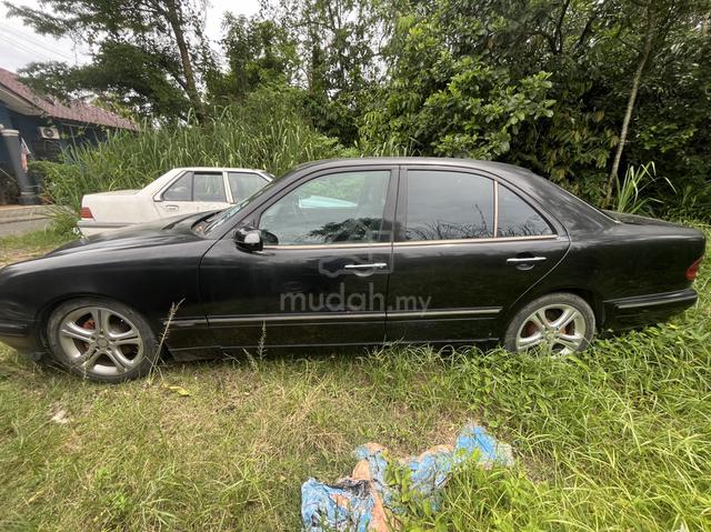 2000 Mercedes Benz E240 CLASSIC (CBU) 2.6 (A) - 2