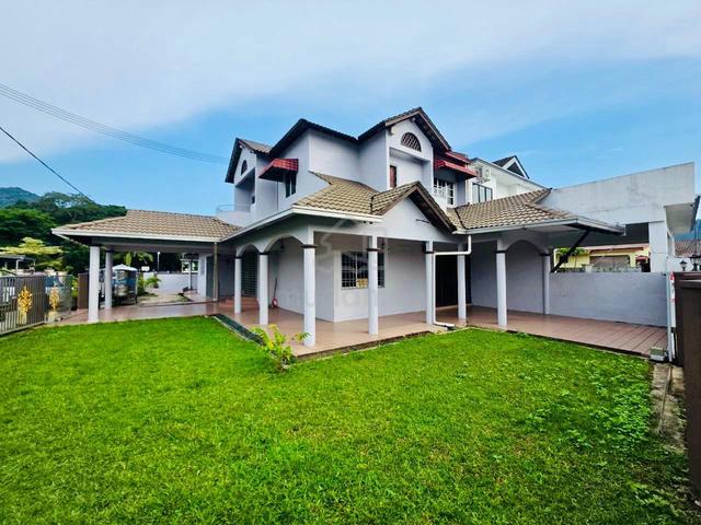[CORNER LOT & FULLY RENOVATED] Semi-D Galing Air Putih Kuantan 1