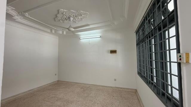 Molek@Double Storey (Walking Distance to shoplot) for Rent 1