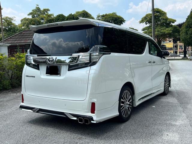 Toyota VELLFIRE 2.5 Z G EDITION /LOW ORI MILEAGE - 3